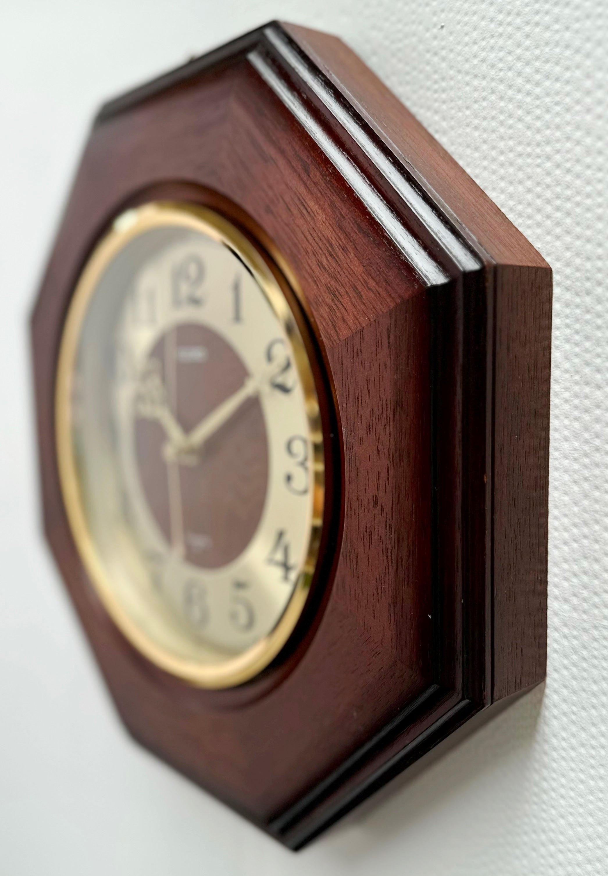 Vintage SEIKO Battery Wall Clock | Adelaide Clocks